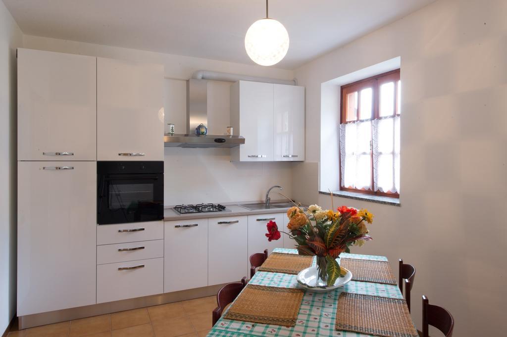 Villa Bianca Varenna Room photo